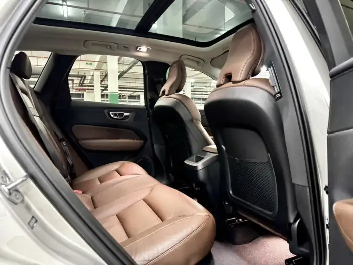 Volvo XC60 2020 Model T5 4WD Smart Range Deluxe Edition – фото 29