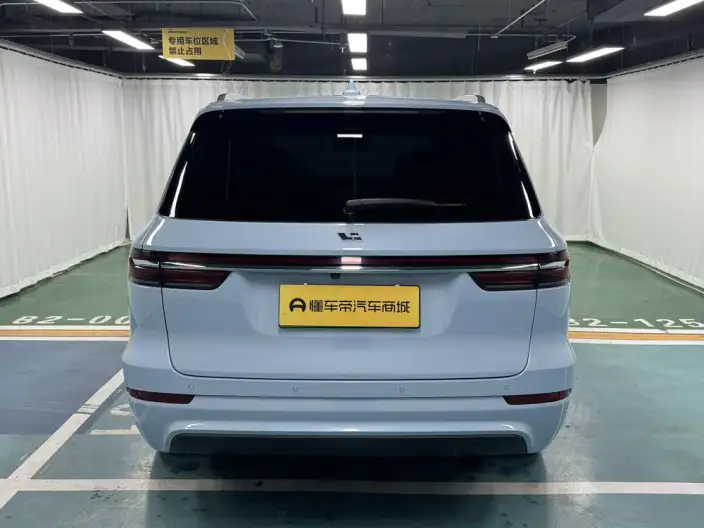 Li Auto ONE 2020 Model Extended Range 6 seat Edition – фото 6