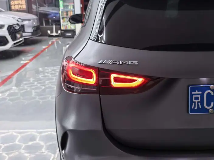 Mercedes-Benz GLA AMG 2021 Model AMG GLA 35 4MATIC – фото 10