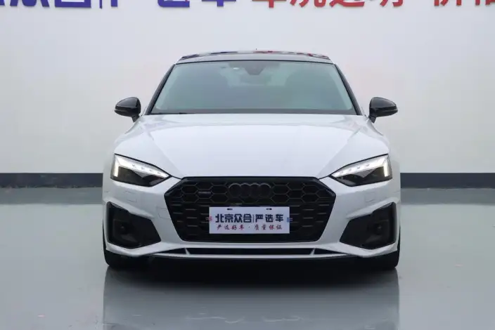 Audi A5 2024 Model Sportback 40 TFSI quattro Luxury Dynamic Model