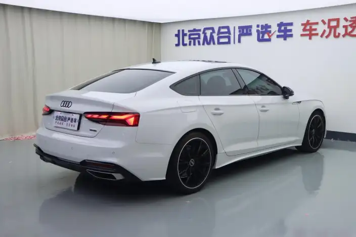 Audi A5 2024 Model Sportback 40 TFSI quattro Luxury Dynamic Model – фото 6