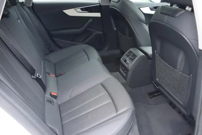 Audi A5 2024 Model Sportback 40 TFSI quattro Luxury Dynamic Model – фото 19
