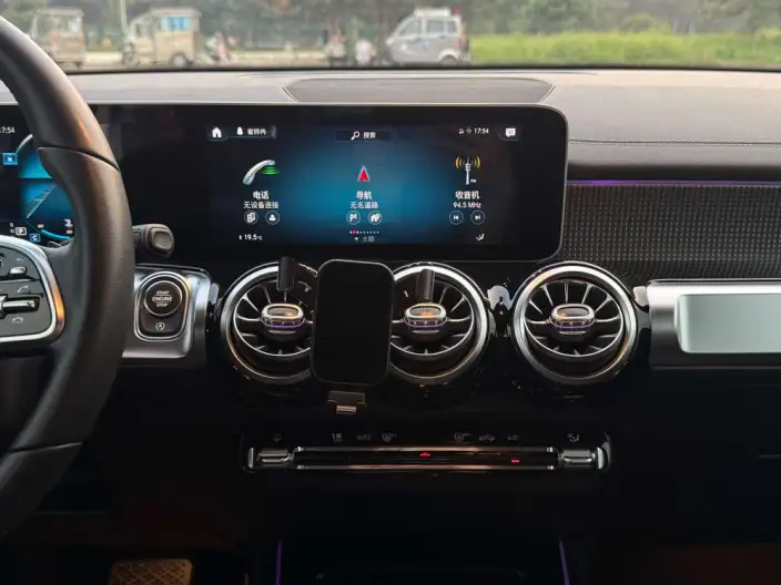 Mercedes-Benz GLB 2020 Model GLB 200 Fashion Model – фото 20