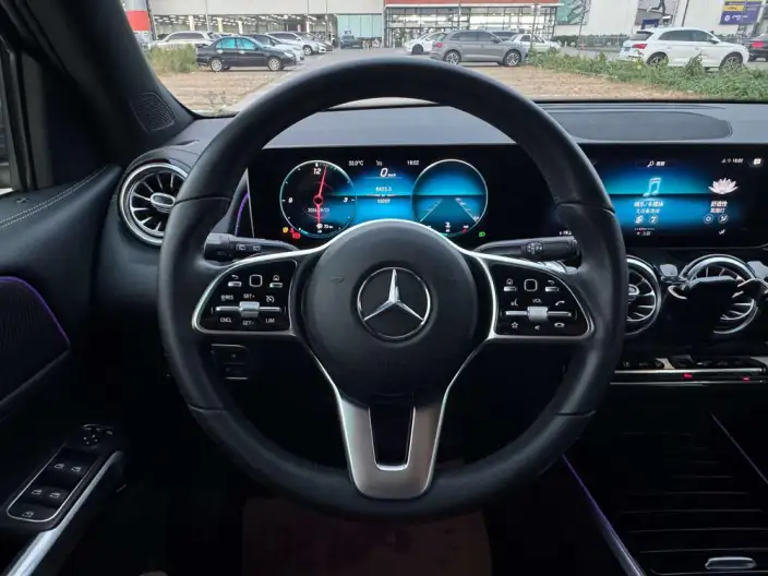 Mercedes-Benz GLB 2020 Model GLB 200 Fashion Model – фото 22