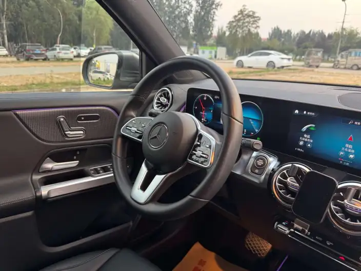 Mercedes-Benz GLB 2020 Model GLB 200 Fashion Model – фото 29