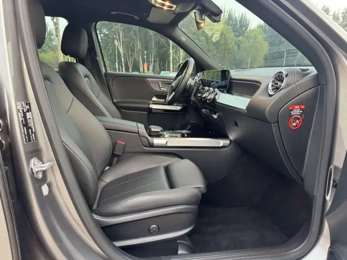 Mercedes-Benz GLB 2020 Model GLB 200 Fashion Model – фото 31