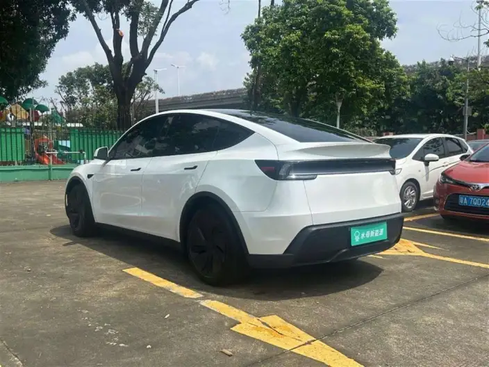 Model Y 2025 Model Rear-wheel drive version – фото 5