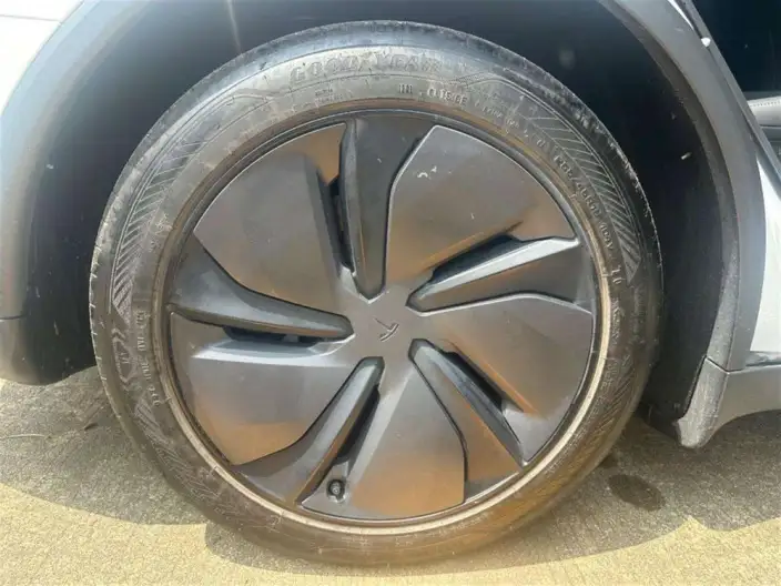 Model Y 2025 Model Rear-wheel drive version – фото 8