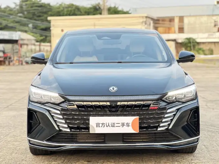 Yixuan Max 2023 Model 1.5T Super Spicy Dad Edition – фото 2