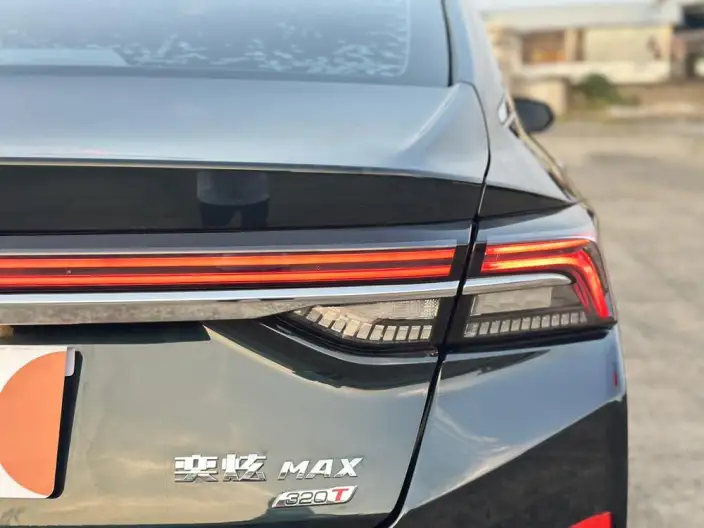Yixuan Max 2023 Model 1.5T Super Spicy Dad Edition – фото 6