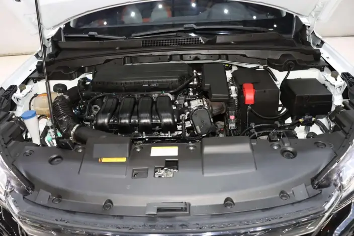 Yixuan 2023 Model Mach Version 1.5L Automatic Follow-up version – фото 7
