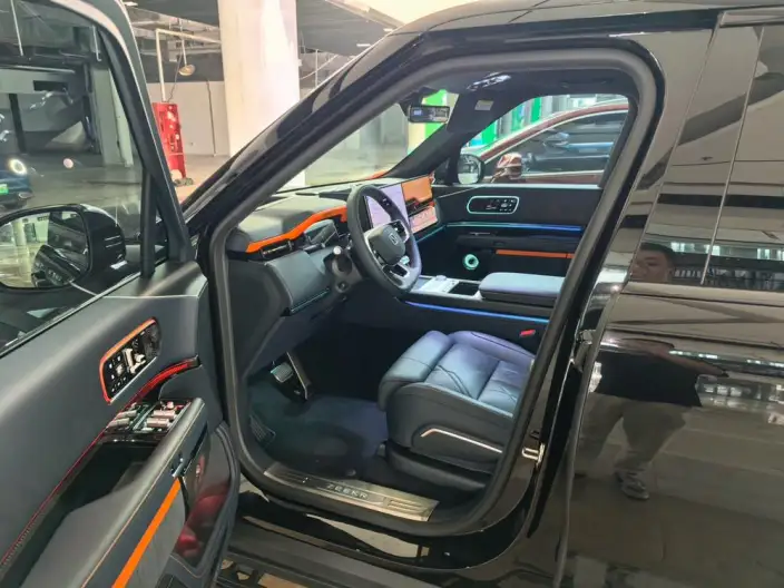 ZEEKR 9X 2025 Model Obsidian Black Edition 70kWh VI seat – фото 8