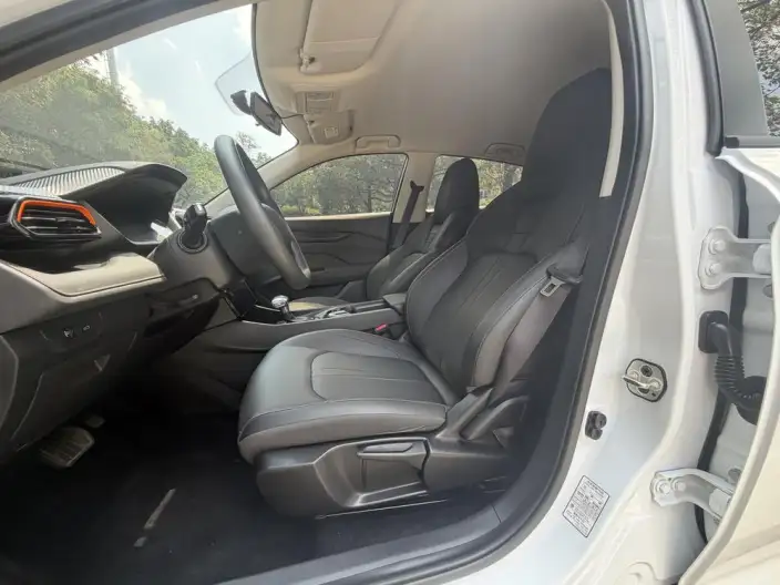 Yixuan 2024 Model 1.5L Automatic Speed Edition – фото 11