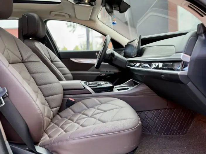 BMW i7 2023 Model eDrive50L Leading Model Luxury Set – фото 13