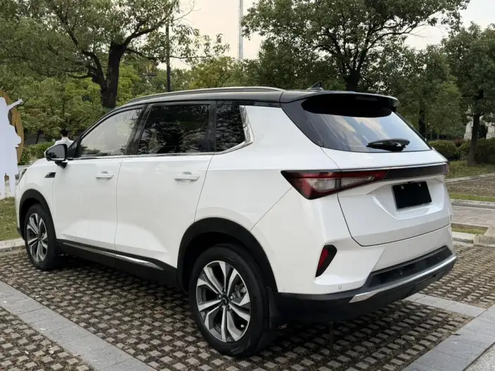 WULING Asta 2021 Model 1.5T Automatic Starlight Edition – фото 3