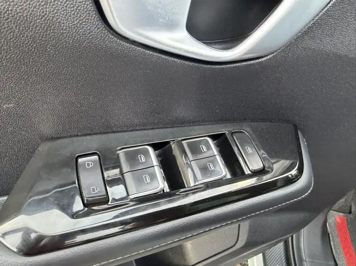 WULING Asta 2021 Model 1.5T Automatic Starlight Edition – фото 16