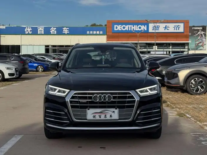 Audi Q5L 2020 Model Facelift 40 TFSI Rong Xiang Fashion Model – фото 2