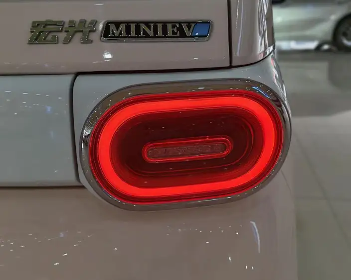 Wuling Hongguang MINIEV 2024 Model 215km Advanced version Lithium Iron Phosphate – фото 8