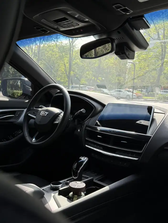 Cadillac CT5 2023 Model 28T Luxury Model Standard Edition – фото 10