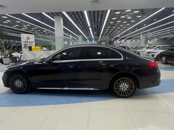 Mercedes-Benz C-Class 2022 Model C 260 L Sports Edition – фото 4