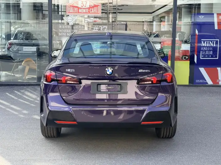 BMW 2 Series 2026 Model 225L M Sports Night Set – фото 4