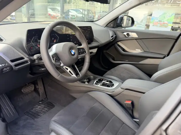BMW 2 Series 2026 Model 225L M Sports Night Set – фото 15