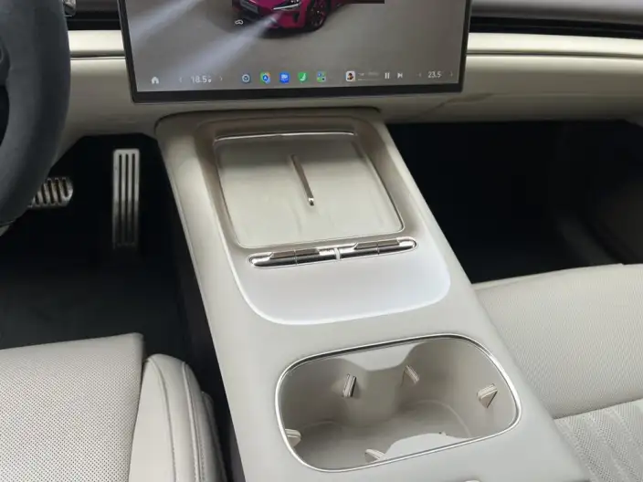 Xiaomi SU7 2026 Model 4WD Max Edition – фото 17