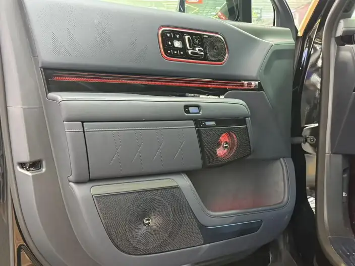 ZEEKR 9X 2025 Model Hyper Edition 70kWh VI seat – фото 8