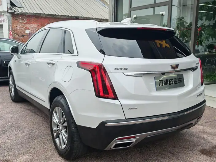 Cadillac XT5 2022 Model 2.0T 4WD Luxury Model – фото 4