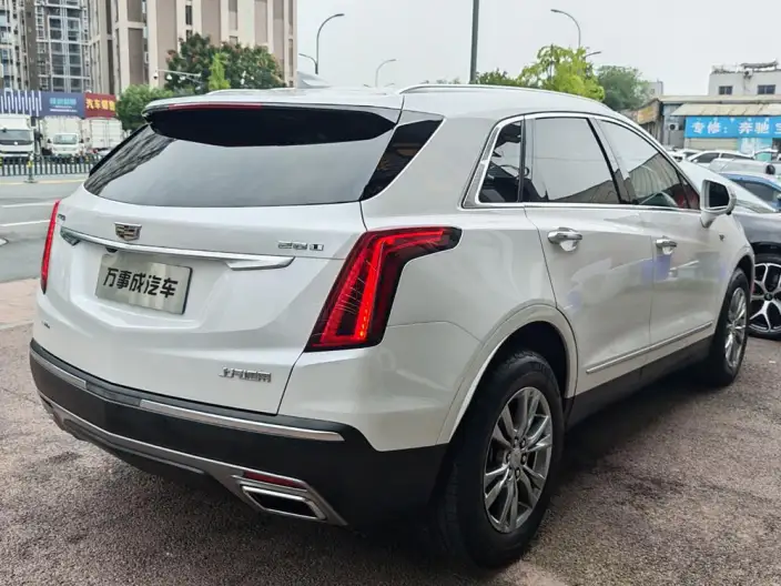 Cadillac XT5 2022 Model 2.0T 4WD Luxury Model – фото 6
