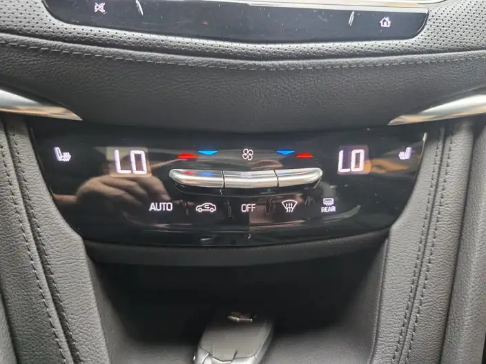 Cadillac XT5 2022 Model 2.0T 4WD Luxury Model – фото 11