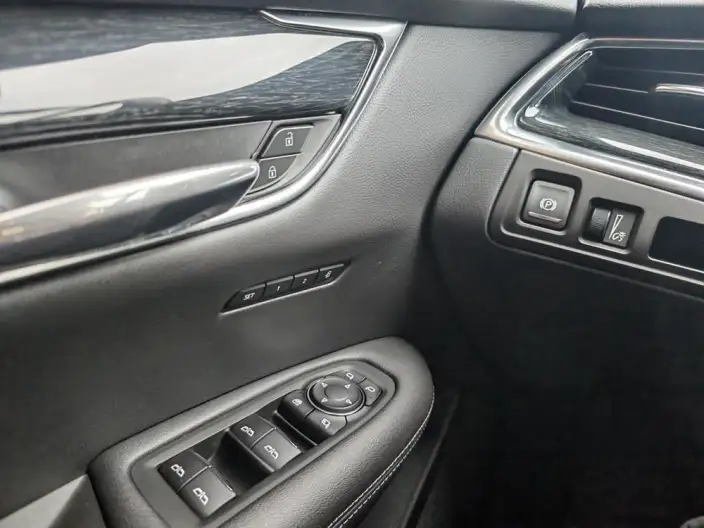 Cadillac XT5 2022 Model 2.0T 4WD Luxury Model – фото 12