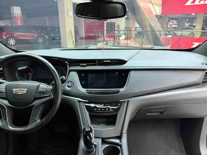Cadillac XT5 2022 Model 2.0T 2WD Luxury Model – фото 17