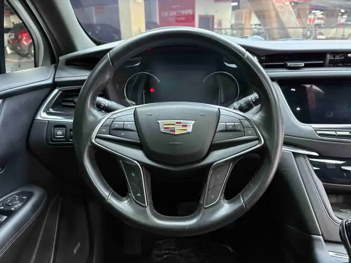 Cadillac XT5 2022 Model 2.0T 2WD Luxury Model – фото 30