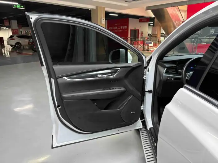 Cadillac XT5 2022 Model 2.0T 2WD Luxury Model – фото 37