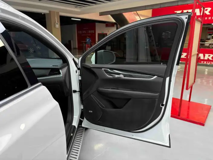 Cadillac XT5 2022 Model 2.0T 2WD Luxury Model – фото 44