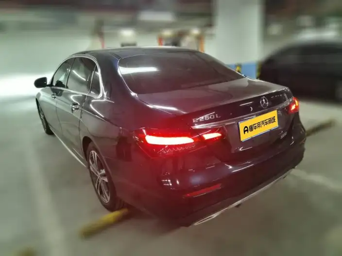 Mercedes-Benz E-Class 2022 Model E 260 L Sports sedan – фото 4