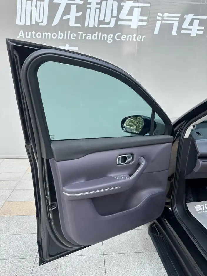 Leapmotor C16 2024 Model EV Edition 520 Exclusive Edition – фото 14