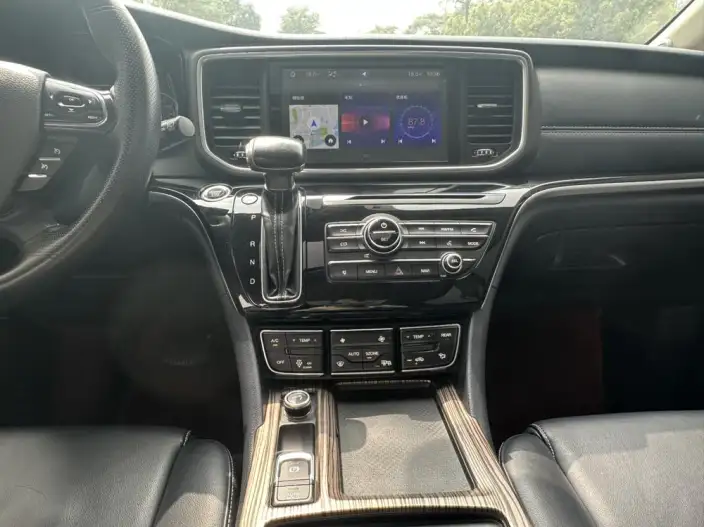 GAC Trumpchi M8 2020 Model Pilot Model 390T Premium Edition – фото 9