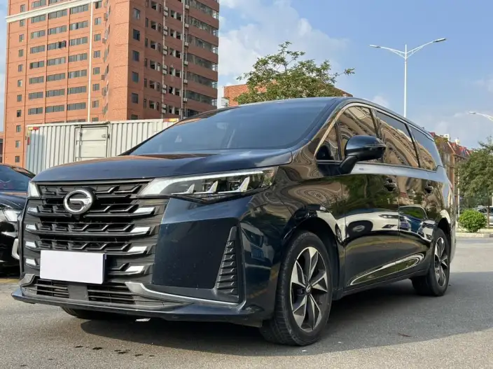 GAC Trumpchi M6 2021 Model 270T Automatic Deluxe Edition 7 seat – фото 1