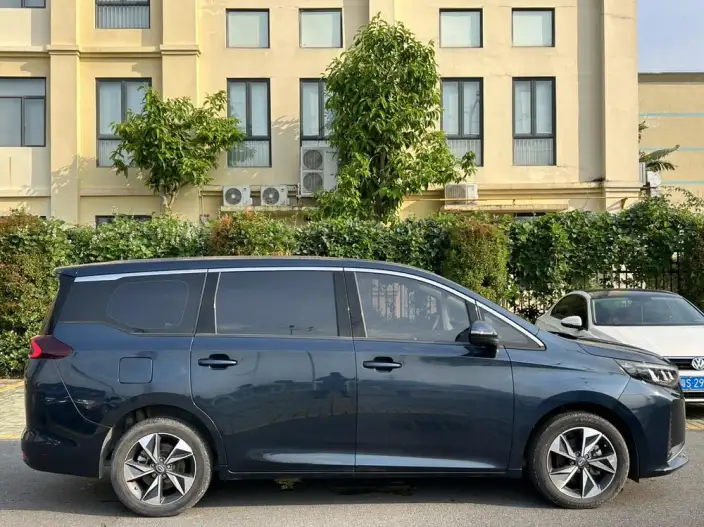 GAC Trumpchi M6 2021 Model 270T Automatic Deluxe Edition 7 seat – фото 8