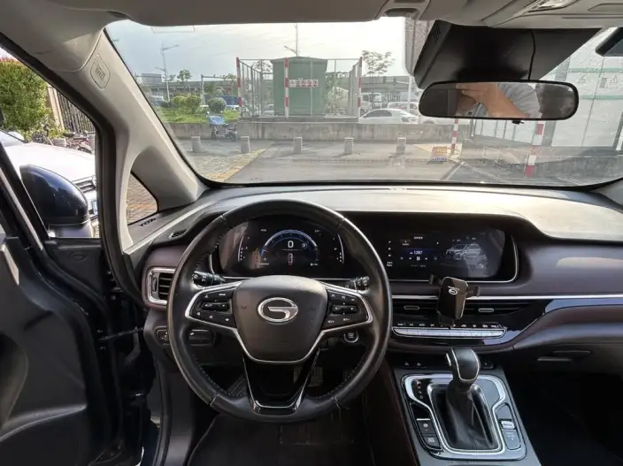 GAC Trumpchi M6 2021 Model 270T Automatic Deluxe Edition 7 seat – фото 9