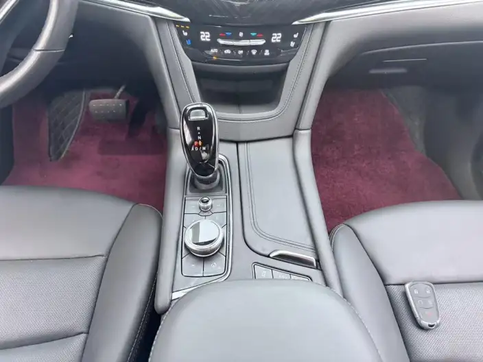 Cadillac XT6 2022 Model 2.0T VI seat 4WD Luxury Model – фото 16