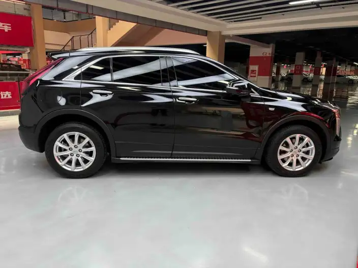 Cadillac XT4 2020 Model Facelift 28T 2WD Tech Model – фото 8