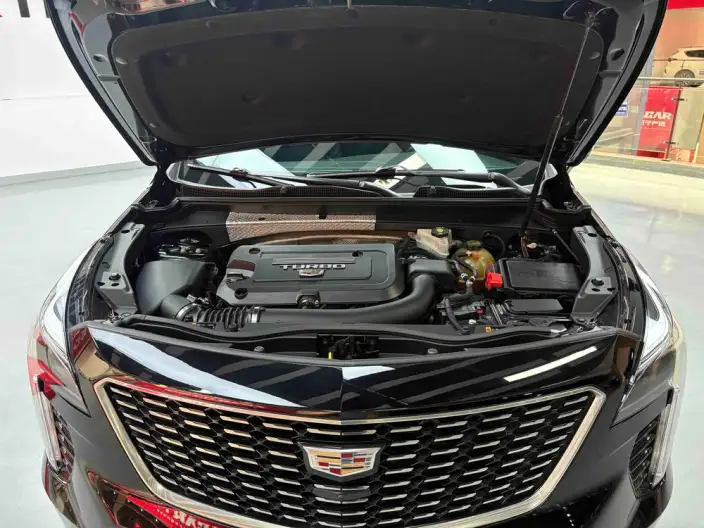 Cadillac XT4 2020 Model Facelift 28T 2WD Tech Model – фото 10