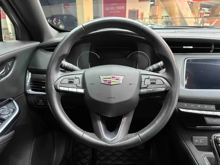 Cadillac XT4 2020 Model Facelift 28T 2WD Tech Model – фото 27