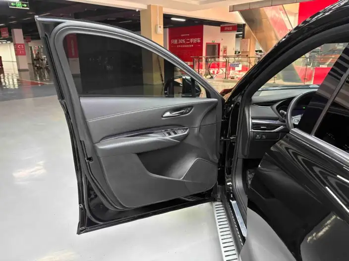 Cadillac XT4 2020 Model Facelift 28T 2WD Tech Model – фото 32