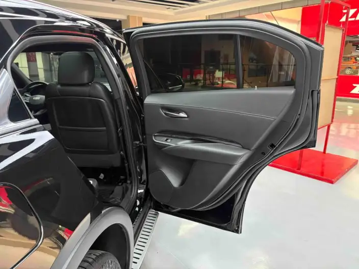 Cadillac XT4 2020 Model Facelift 28T 2WD Tech Model – фото 36