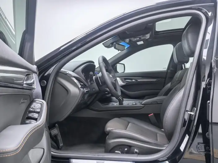 Cadillac CT5 2023 Model 28T Platinum Model – фото 12