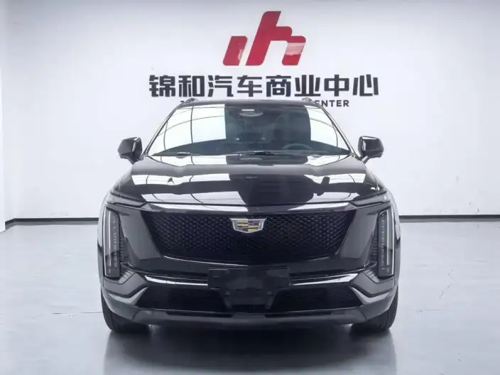 Cadillac XT5 2025 Model 28T 4WD Noble Model – фото 2